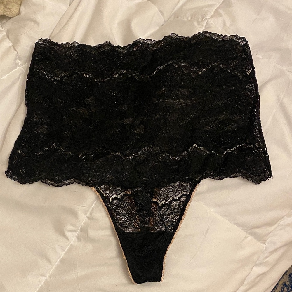 Victoria's Secret High Waisted High Rise black Lace Thong